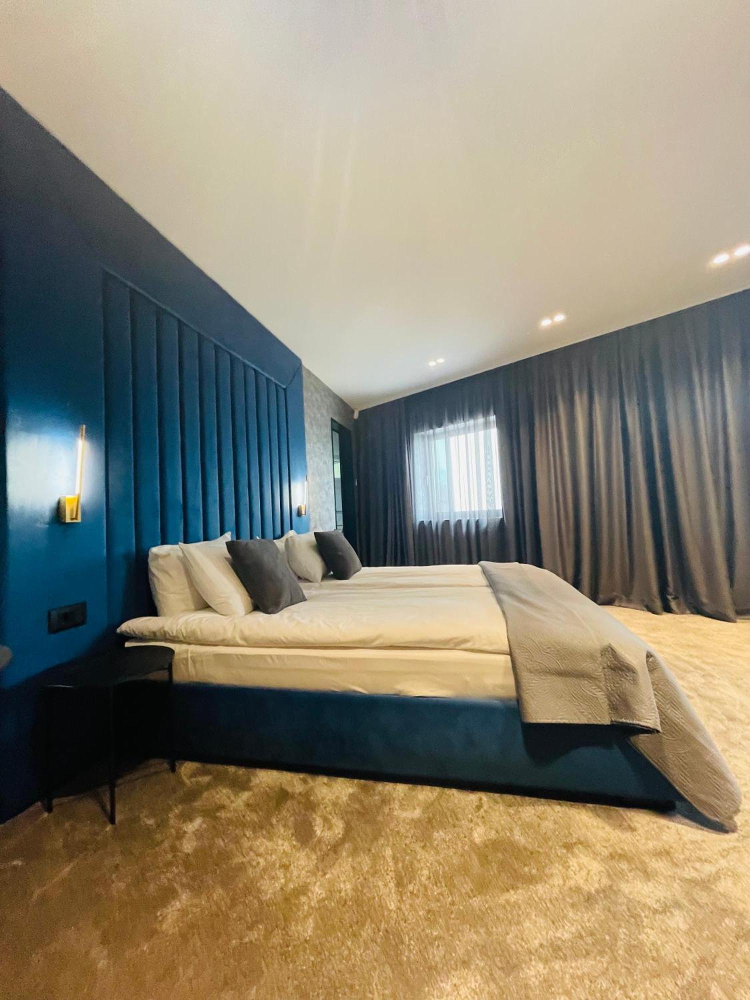 Lotus Luxury Rooms Варна Екстериор снимка